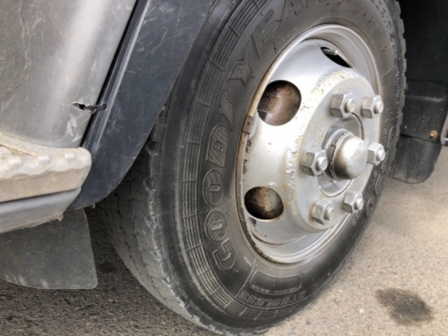 2005 ISUZU FORWARD Dump